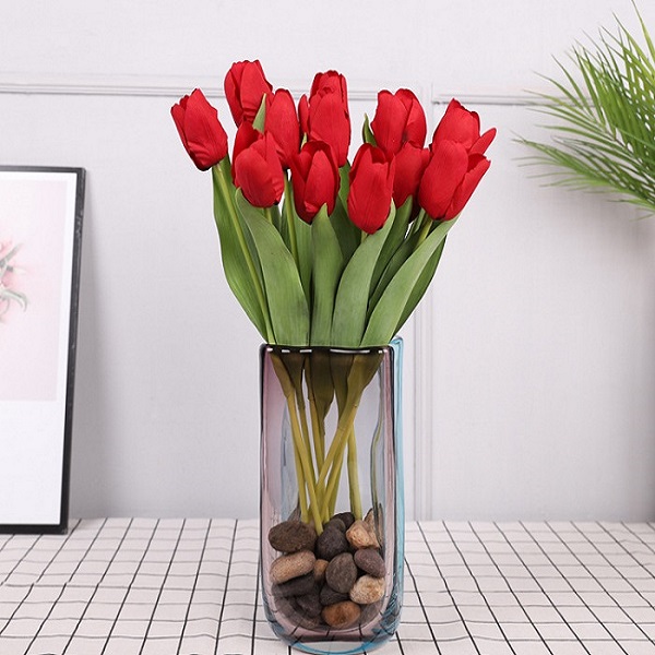 Hoa Tulip giả trang trí màu đỏ - Thiên Phát Decor
